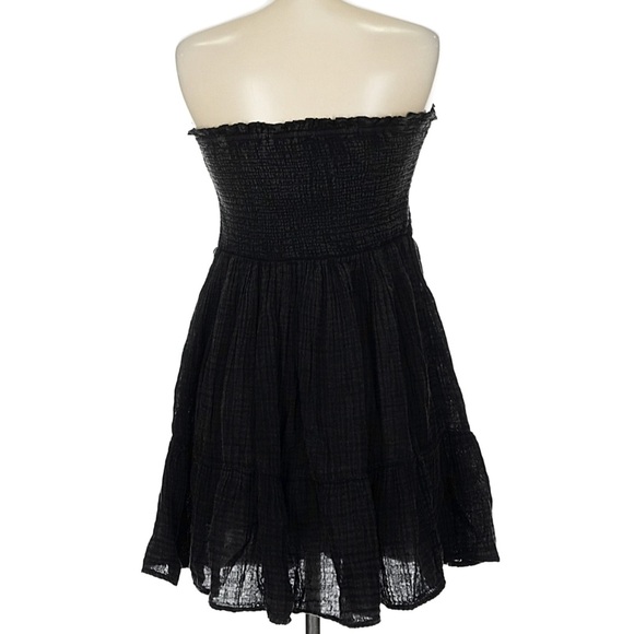 NWT ANTHROPOLOGIE Black Smocked Strap/Strapless Ruffle Dress Size Medium - Picture 4 of 5